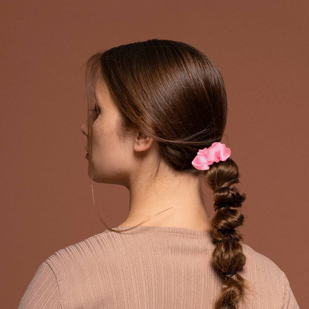 LS Scrunchie Pink